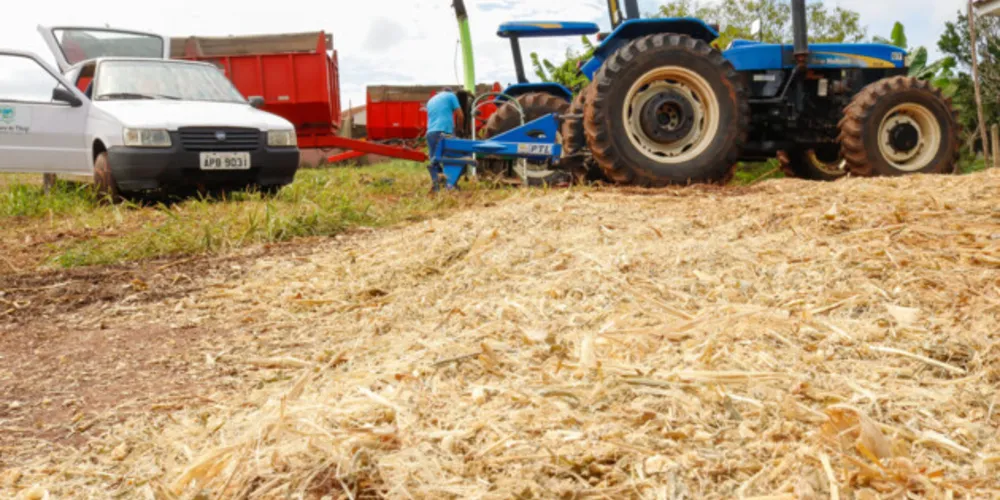 Somente em 2021, município entregou cerca de 12,5 toneladas de calcário e cerca de 600 toneladas de composto orgânico