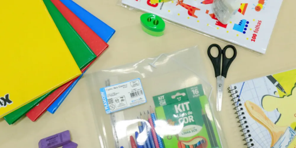 Serão aproximadamente 1,8 mil kits para alunos do ensino fundamental e 700 kits para a educação infantil