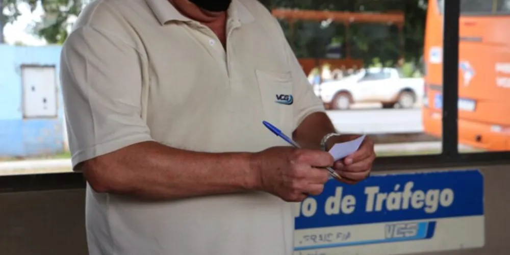 Funcionários votaram para não iniciar uma nova greve no transporte público.