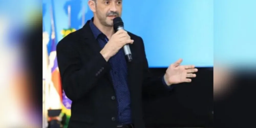 Claudemir Prattes, gerente de Relações Institucionais do Crea-PR.