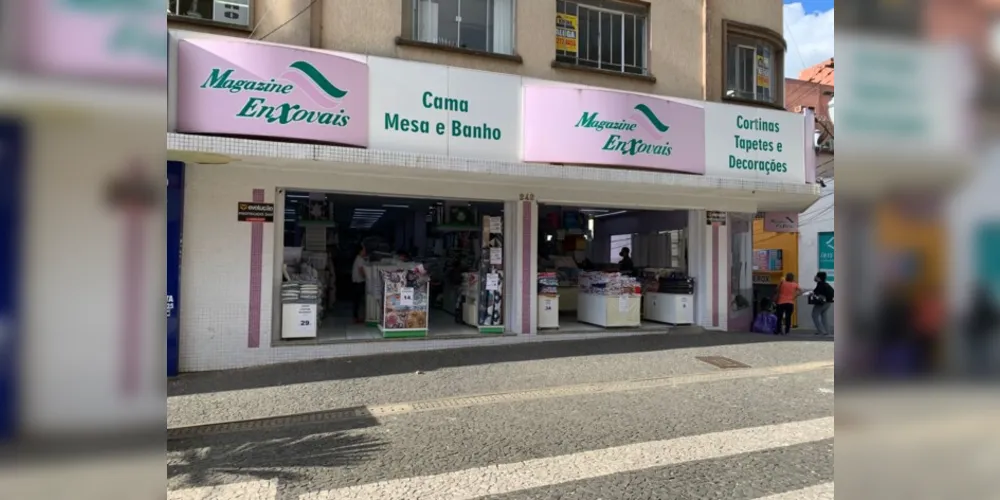Empresa conta com três pisos de loja e um showroom exclusivo com vários produtos de cama, mesa, banho, tapetes e cortinas