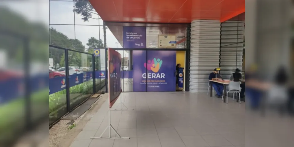 Em Curitiba, 33 empresas que são modelo na implantação do programa de aprendizagem receberam o selo Empresa Legal