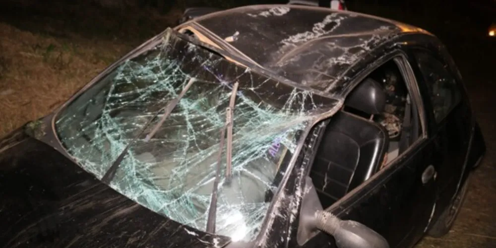 Acidente ocorreu durante noite de sexta-feira (26), na rua Humberto de Campos
