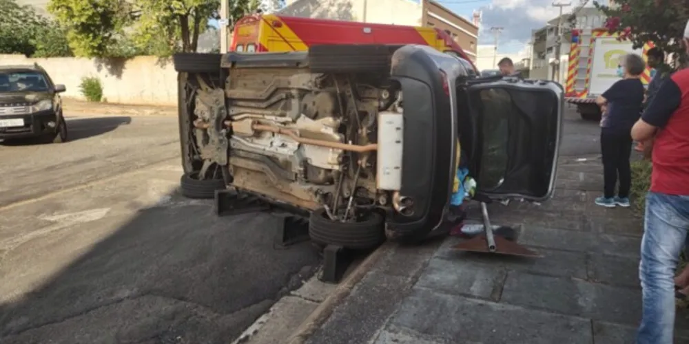 Batida foi registrada na tarde desta sexta-feira (17), na Vila Estrela