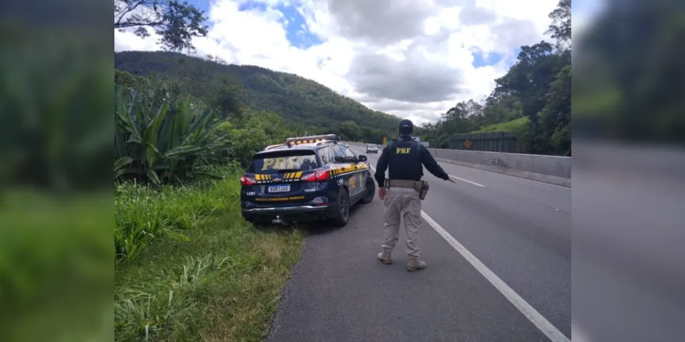 O objetivo da PRF é garantir aos usuários a segurança viária, o conforto e a fluidez do trânsito