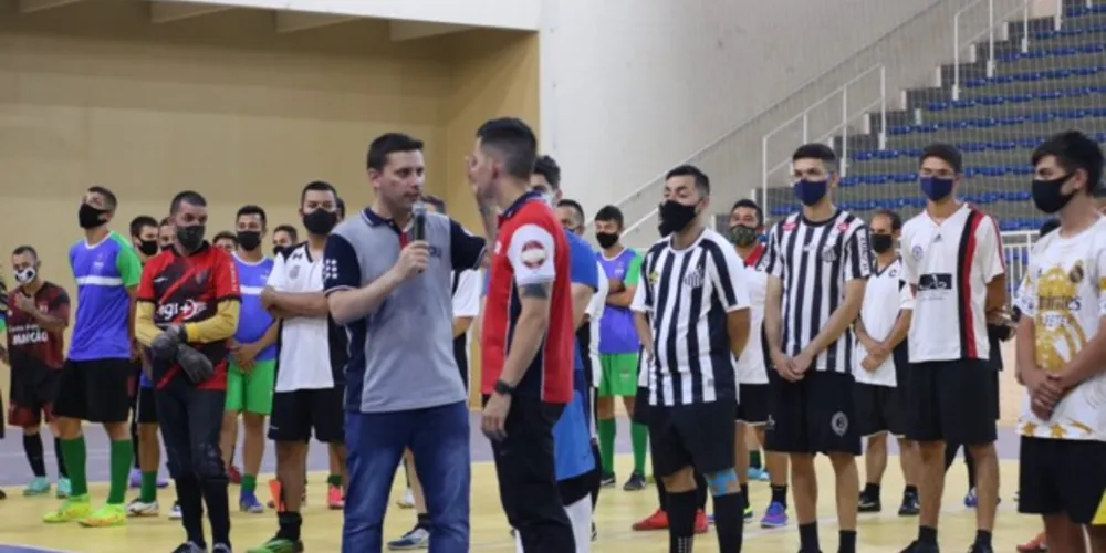 Torneio de Futsal aconteceu no último domingo (2), no Ginásio Oscar Pereira