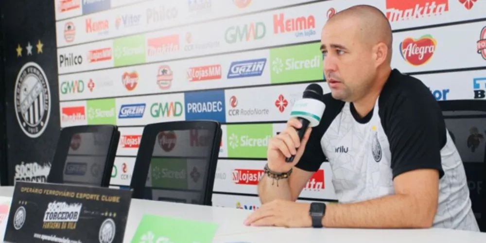 Imagem ilustrativa da imagem Catalá prepara elenco reduzido e forte para competições