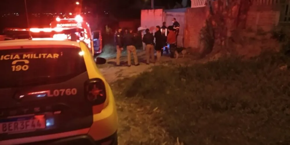 Homicídio ocorreu durante a madrugada deste sábado (8), em Ponta Grossa