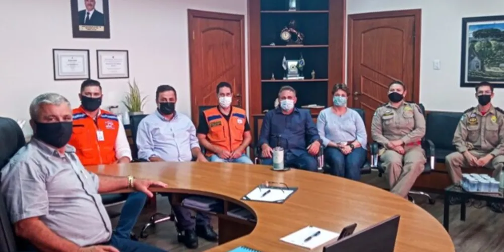 Prefeitos estiveram reunidos para debater melhorias em prol do Corpo de Bombeiros