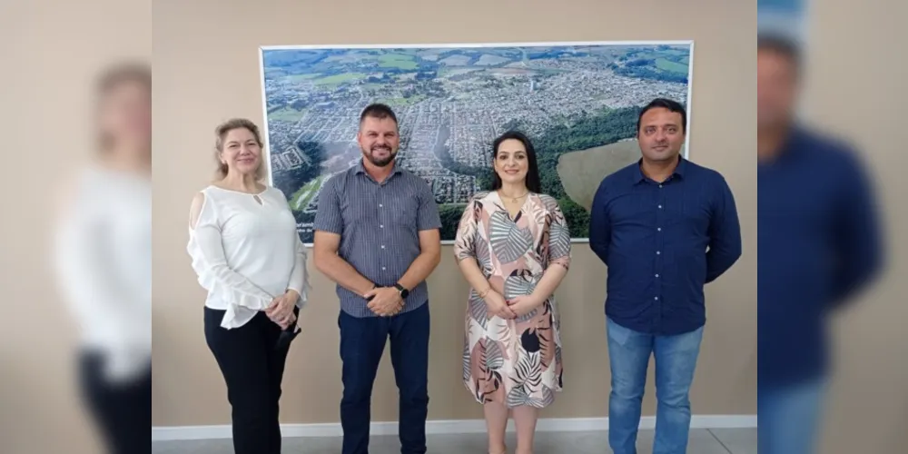 Representantes da Invest Paraná estiveram reunidos com a prefeita Elisangela Pedroso