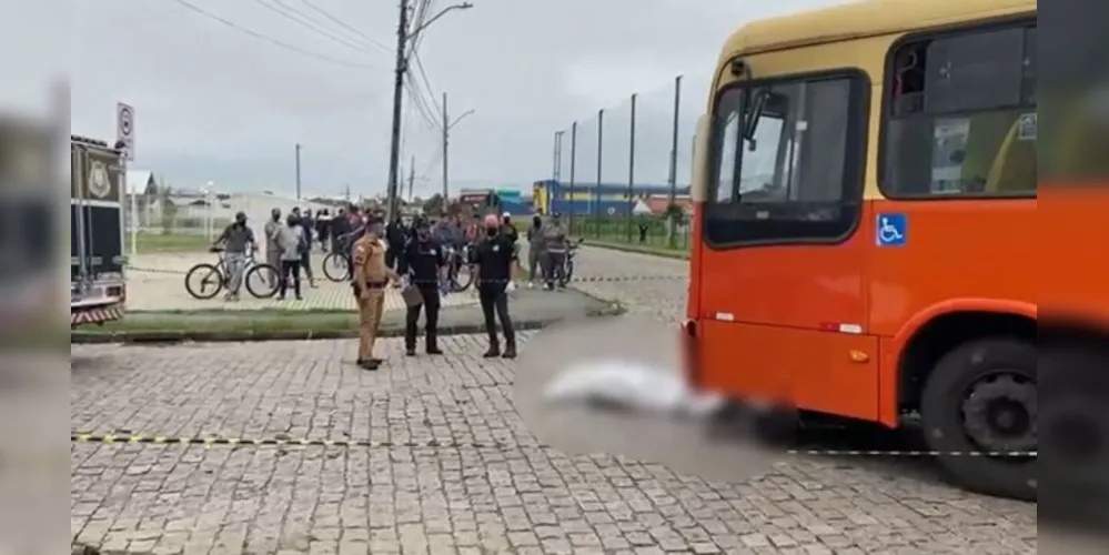 O motociclista não resistiu ao impacto e morreu no local.