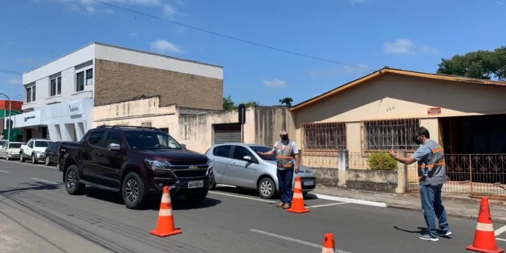 Blitz para fiscalização do IPVA acontece nesta manhã, em Castro
