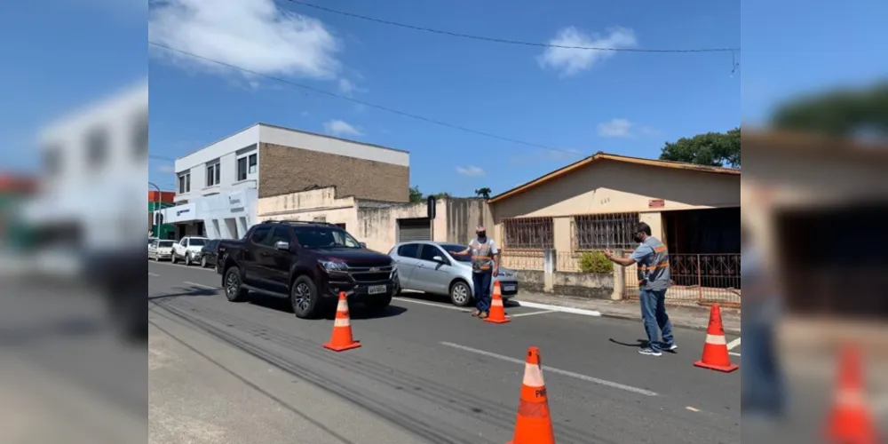 Blitz para fiscalização do IPVA acontece nesta manhã, em Castro