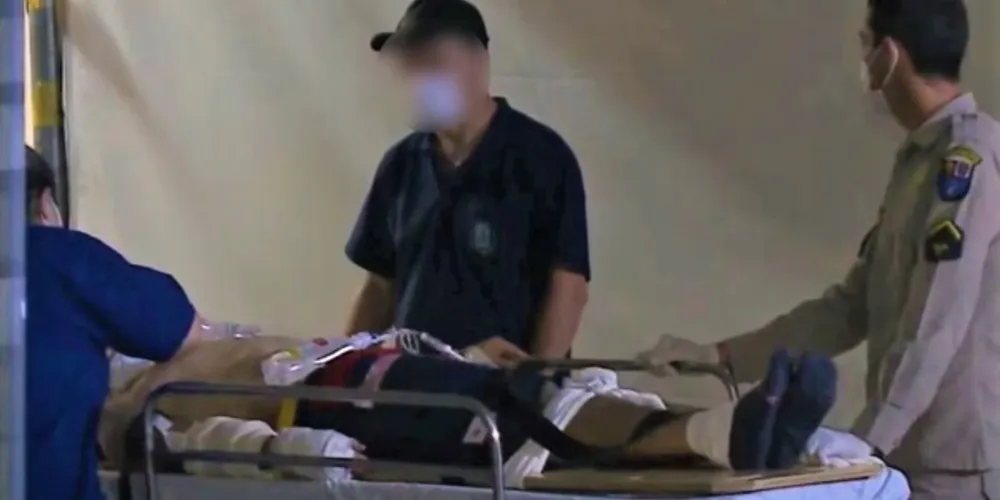 O rapaz estava com bastante sangramento devido ao corte no braço, que atingiu uma artéria.