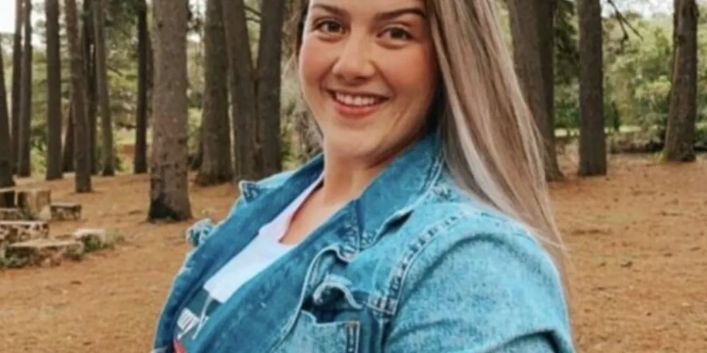 Passando por muitas dificuldades financeiras dentro de casa, Luana se reinventou para poder ajudar na renda da família e com o tempo se destacou no mercado digital