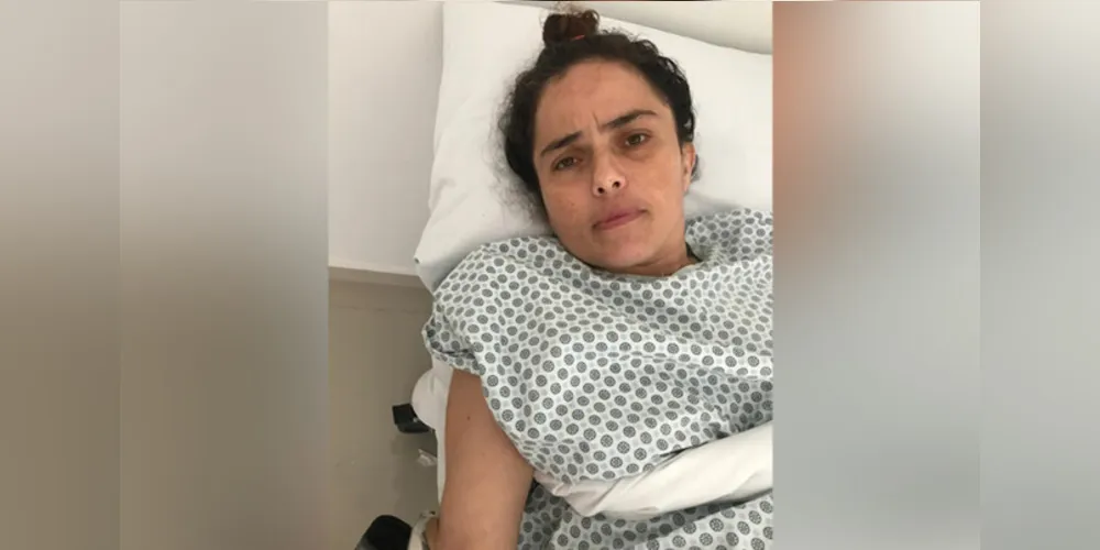Ela sofre de esquizofrenia e precisa de medicação constante; família está desesperada e pede ajuda da população