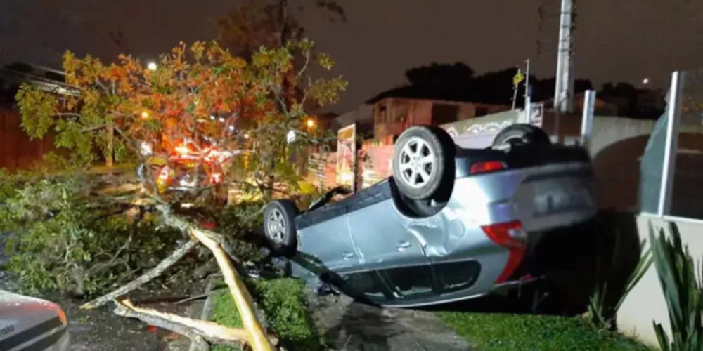 Um morador da região viu o casal fugindo e chegou a correr atrás deles.