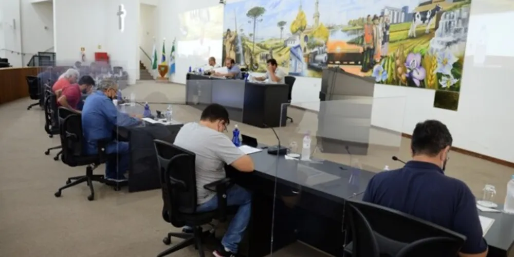 Com novo projeto de lei,  o chamamento público será realizado de forma diferente para favorecer mais jovens. Cursos profissionalizantes também devem ser incluídos