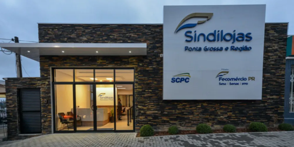 Cerca de mil contratações temporárias aconteceram no Natal deste ano