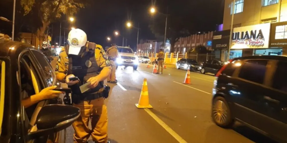 Imagem ilustrativa da imagem Polícia Militar realiza 'Operação Fecha Quartel' em PG