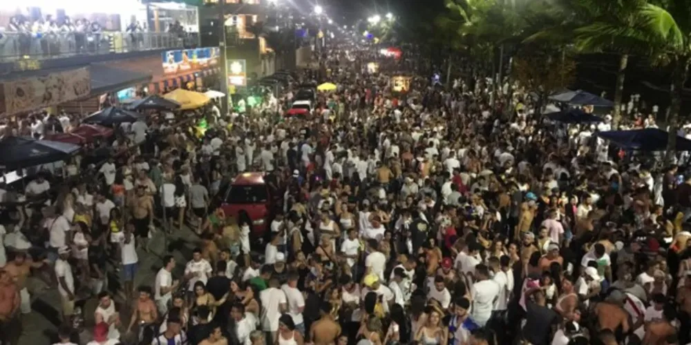 Imagem ilustrativa da imagem Guaratuba abre licitação para festas de Réveillon e Carnaval