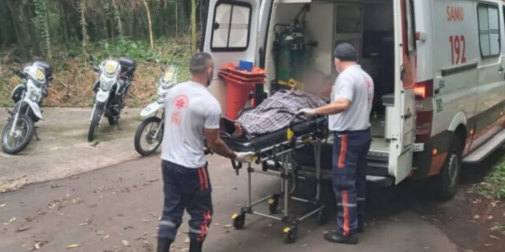 O senhor tinha alguns ferimentos pelo corpo e estava há dois dias sem água e comida

