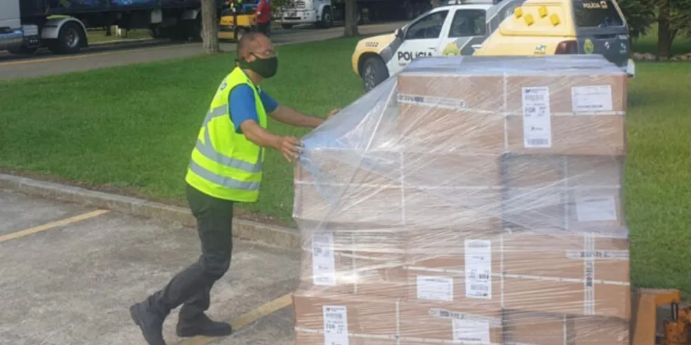 Para operar as novas armas os policiais militares e civis deverão receber treinamento nas suas respectivas corporações