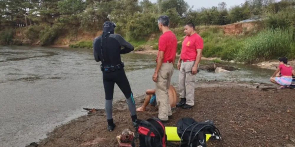 A vítima estava na companhia de familiares quando resolveu dar o último mergulho
