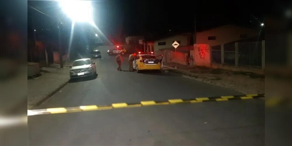 Imagem ilustrativa da imagem Homem briga em bar e é morto com o próprio revólver