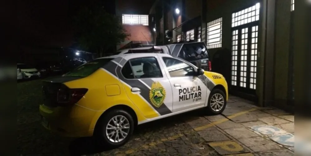 No momento da agressão a vítima estava com uma criança de colo.