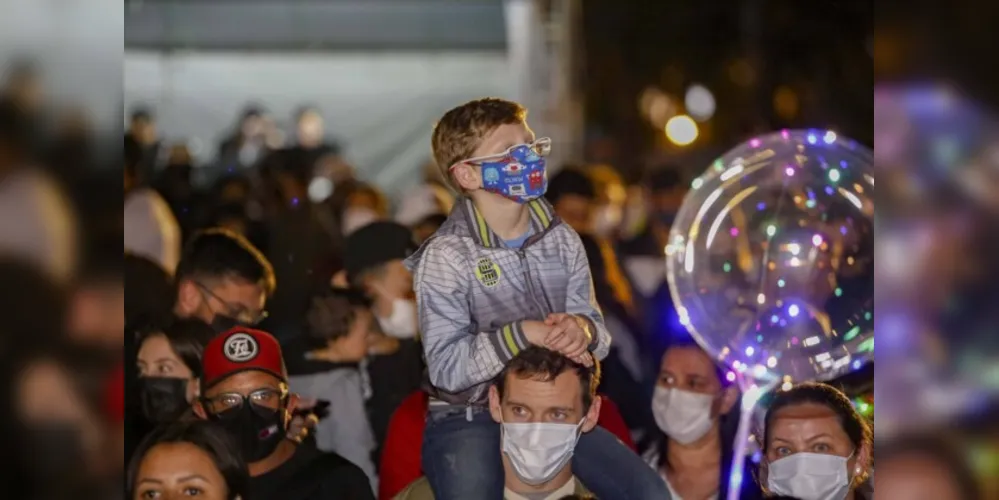 As apresentações de Natal acontecem às sextas-feiras e sábados, até 18 de dezembro, sempre a partir das 20h.