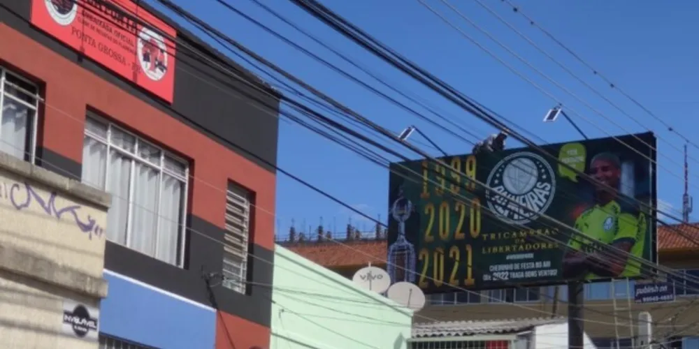 Outdoor foi instalado praticamente ao lado da sede flamenguista