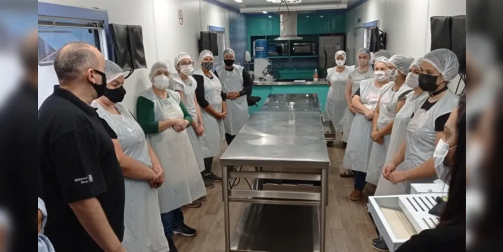 Curso de elaboração de doces teve início nesta semana