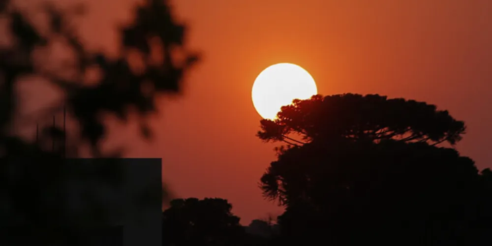 Por do Sol no Centro Civico