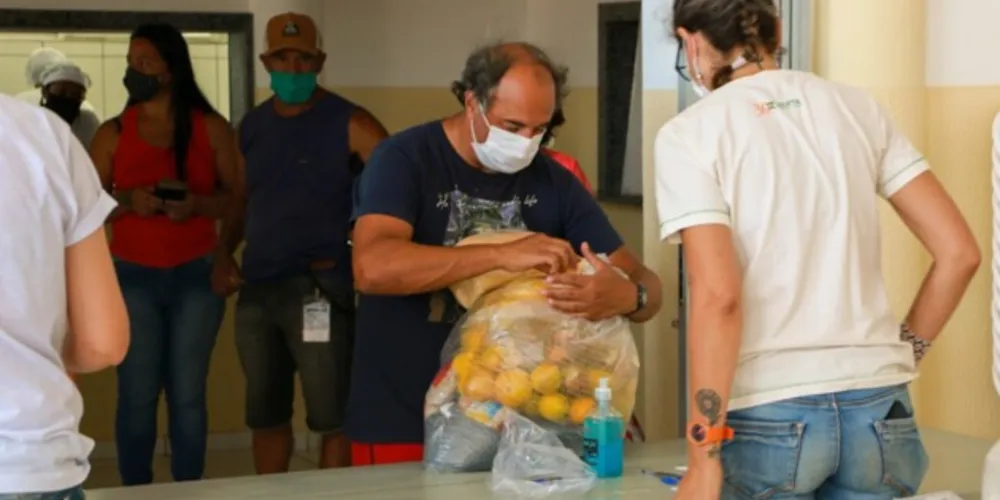 Frutas, verduras e tubérculos faziam parte da cesta