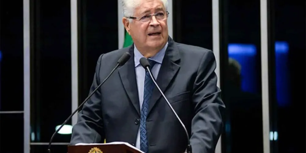 Imagem ilustrativa da imagem Aos 80 anos, Requião é pré-candidato ao Governo do PR