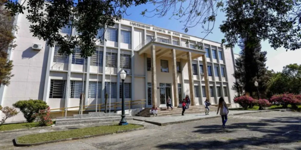 UEPG está entre as universidades estaduais que mais se destacam em âmbito nacional