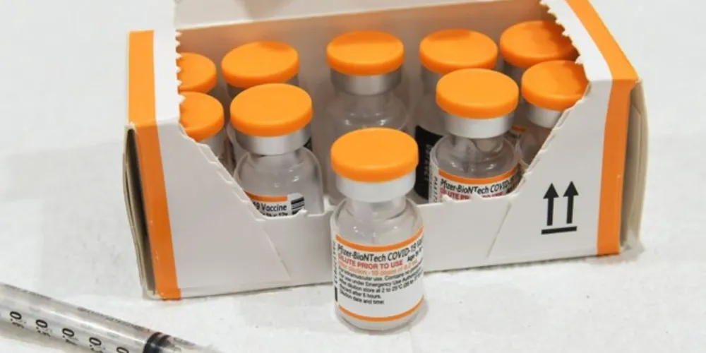 Imunizante para crianças terá dose menor e frasco na cor laranja