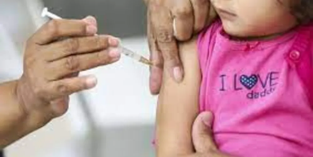Foi descartada pelo Ministério da Saúde a exigência de receita médica para a vacinação das crianças