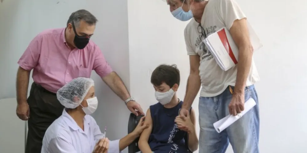 Agendamento será feito de acordo com cadastro no sistema da Prefeitura: serão 2 mil doses para começar a vacinar pelo grupo prioritário