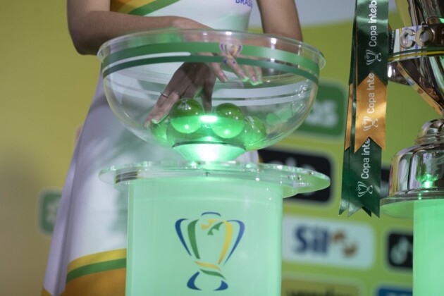 A Primeira Fase da Copa do Brasil envolve 80 times; sorteio dos duelos será realizado às 13 horas