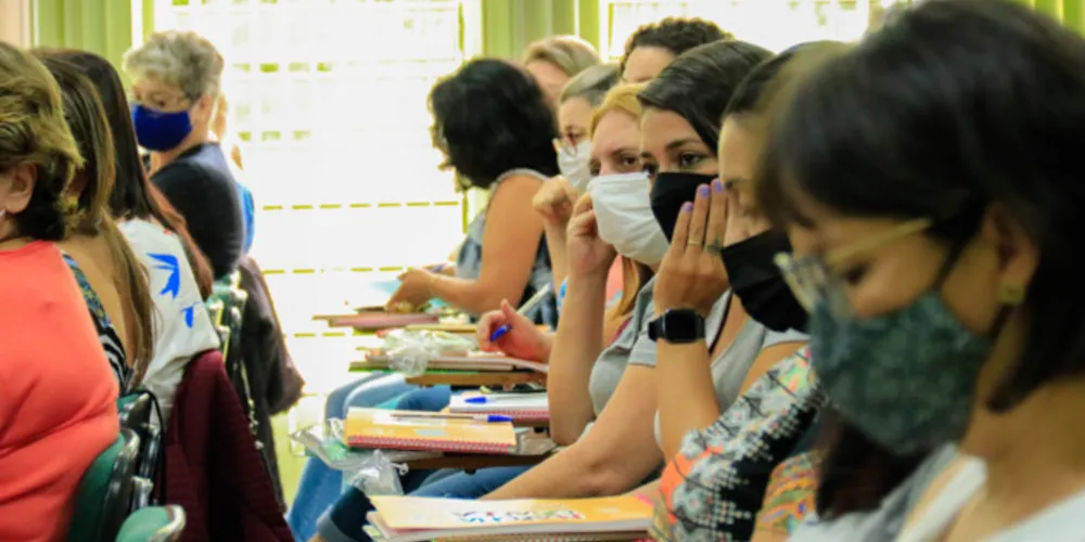 Formação pedagógica junto aos professores da rede municipal de ensino aconteceu nesta semana