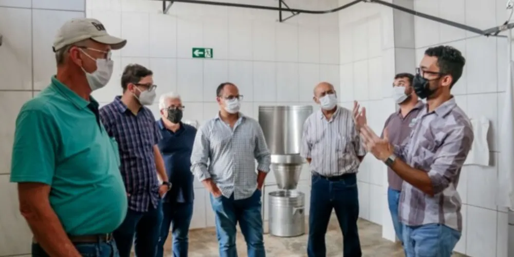 Equipe esteve em Apucarana para avaliar instalações