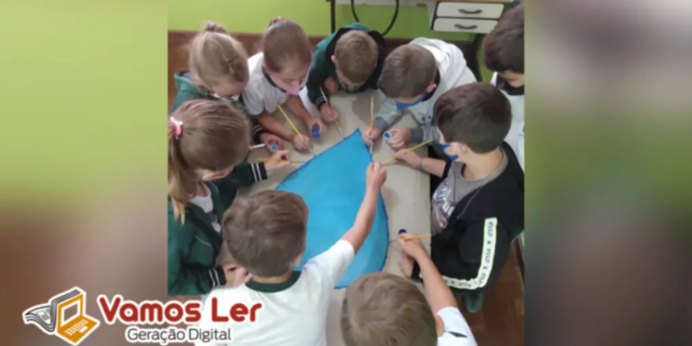 No projeto a turma pode conhecer de onde vem as gotículas de água e os caminhos que ela percorre na natureza