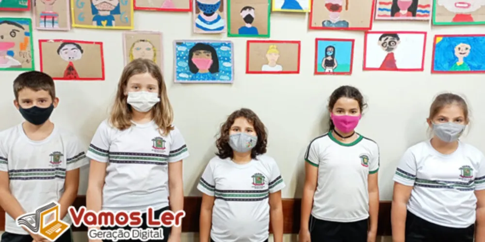Alunos buscaram retratar seu reflexo de maneira legitima, em uma leitura do modo como cada um vê suas qualidades e defeitos