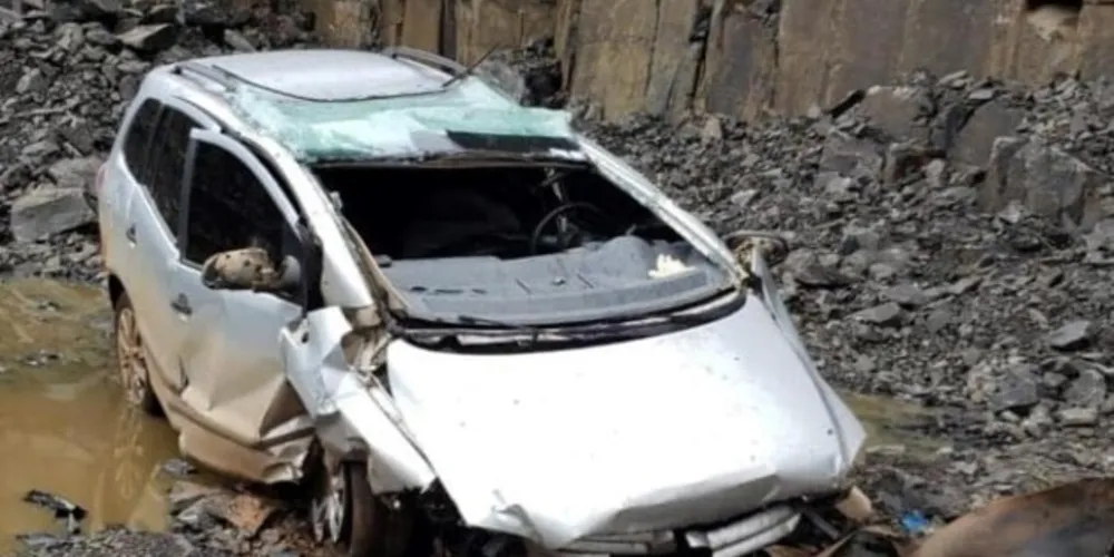 Motorista teria perdido o controle do veículo enquanto viajava pela PR-562