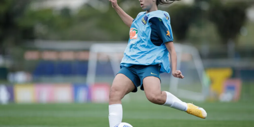 A atleta Érica Gomes durante treinamentos na Granja Comary, no Rio de Janeiro, em 2021