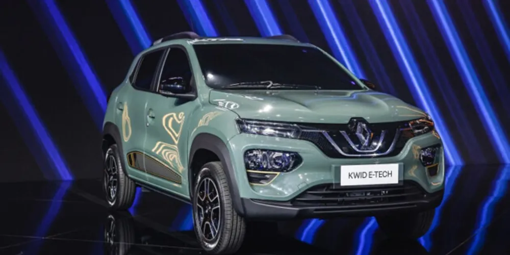 Custo de um quilômetro rodado do Kwid E-TECH é de R$ 0,06, valor cerca de oito vezes mais baixo que o de um carro a combustão