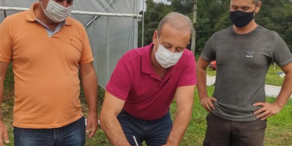 Nova estufa faz parte do programa ‘Irrigação e Cultivo Protegido’