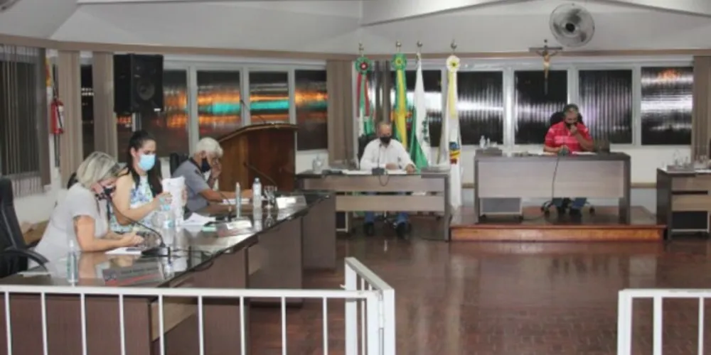 Proposta de lei que autoriza a liberação do benefício foi apresentada à Câmara Municipal na reunião ordinária desta semana